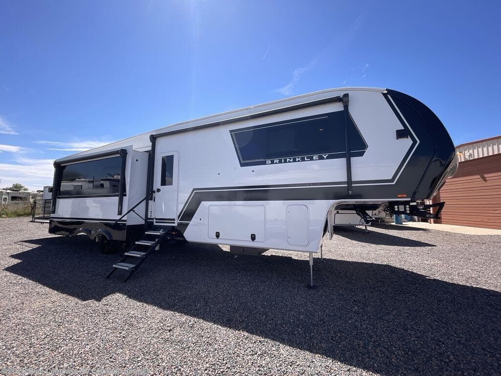 2025 Model Z 3400 by Brinkley RV from Blue Compass RV Colorado Springs in Colorado Springs, Colorado