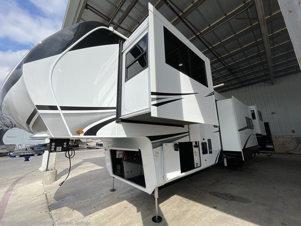 New 2026 Grand Design Solitude 414LJMJ available in Colorado Springs, Colorado