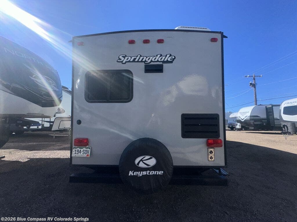 2016 Keystone Springdale SG262 - Used Fifth Wheel For Sale by Blue Compass RV Colorado Springs in Colorado Springs, Colorado