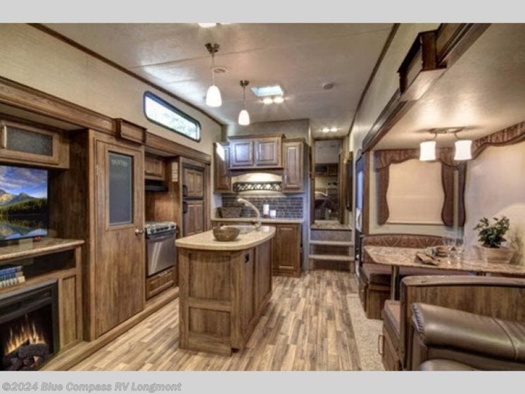 Used 2017 Keystone Cougar 336BHS available in Longmont, Colorado