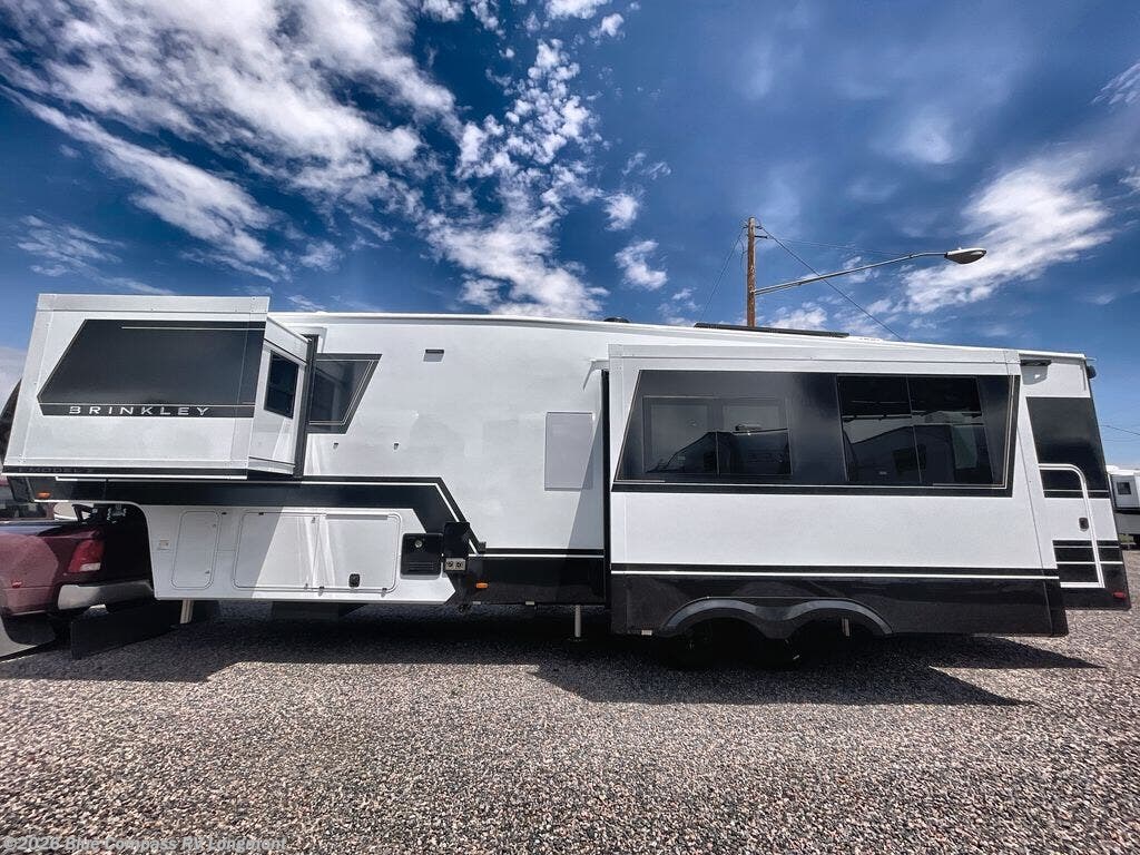 2025 Model Z 3400 by Brinkley RV from Blue Compass RV Longmont in Longmont, Colorado