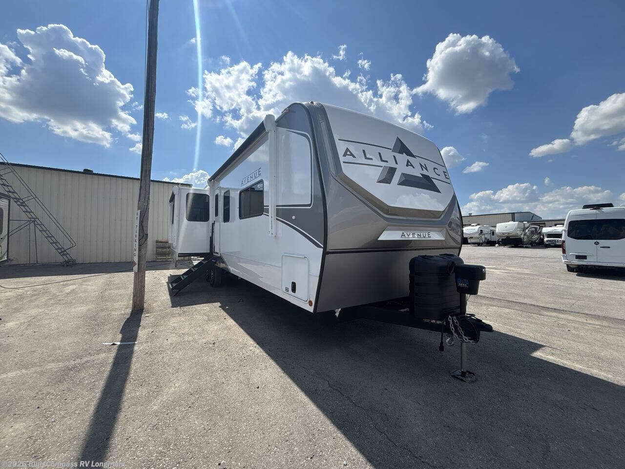 New 2026 Alliance RV Avenue 332RL available in Longmont, Colorado