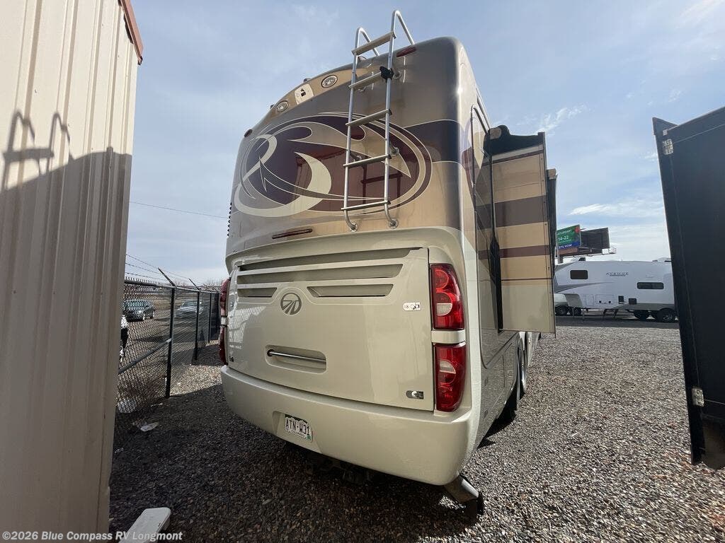 2006 Signature Monaco  600hp by Monaco RV from Blue Compass RV Longmont in Longmont, Colorado