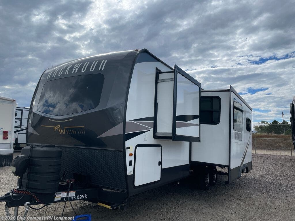 2024 Forest River Rockwood Ultra Lite 2606WS - Used Travel Trailer For Sale by Blue Compass RV Longmont in Longmont, Colorado