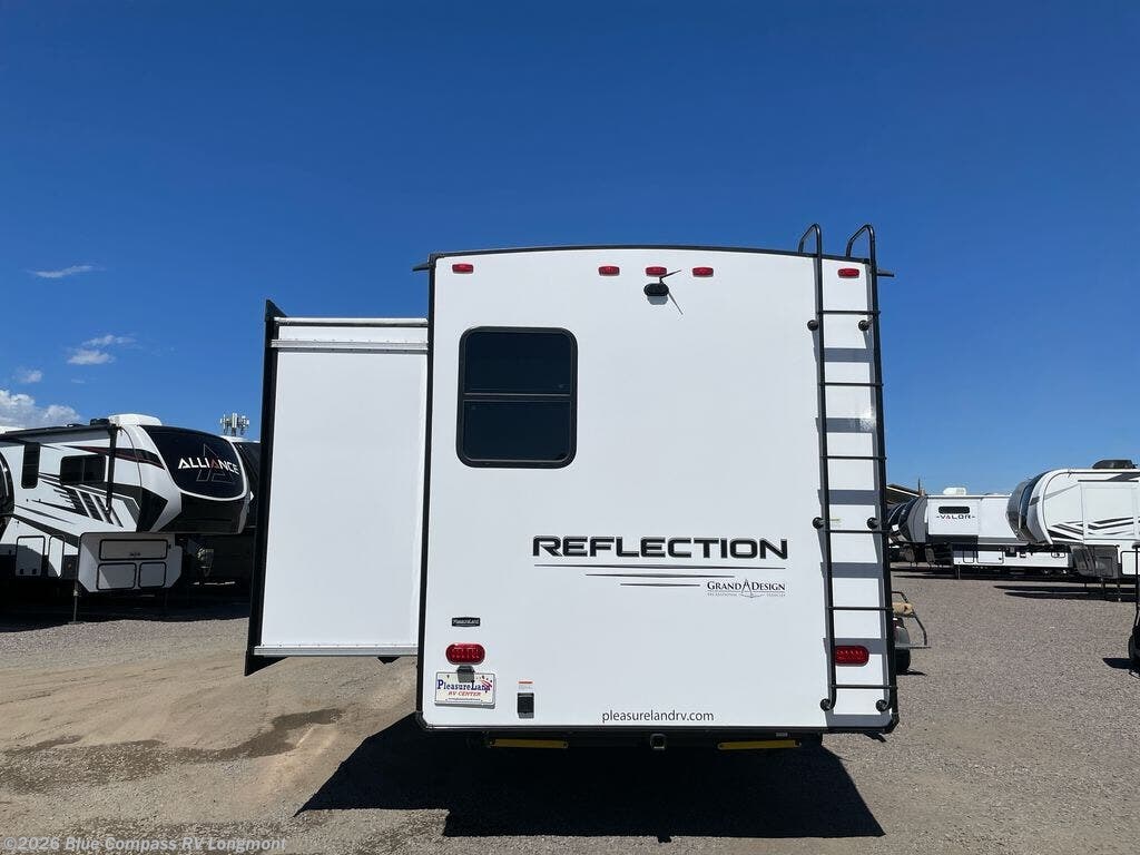 Used 2022 Grand Design Reflection 312BHTS available in Longmont, Colorado