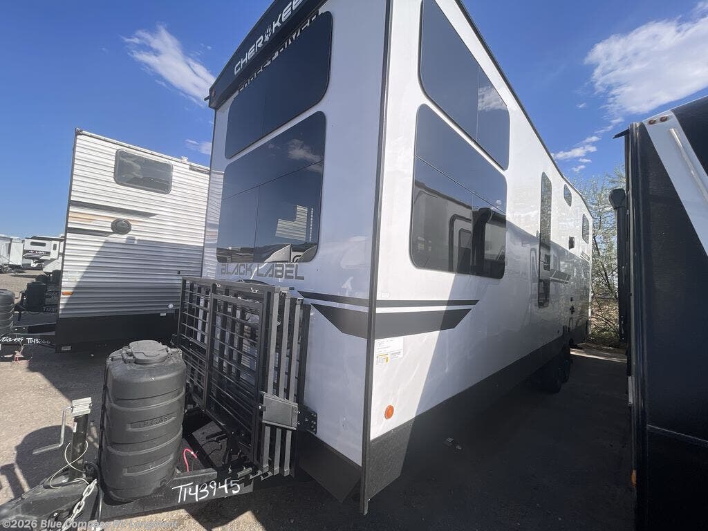 New 2026 Forest River Cherokee Timberwolf Black Label 27MDKBL available in Longmont, Colorado