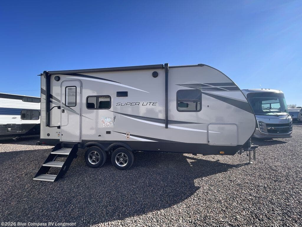 2022 Super Lite 212FB by Starcraft from Blue Compass RV Longmont in Longmont, Colorado