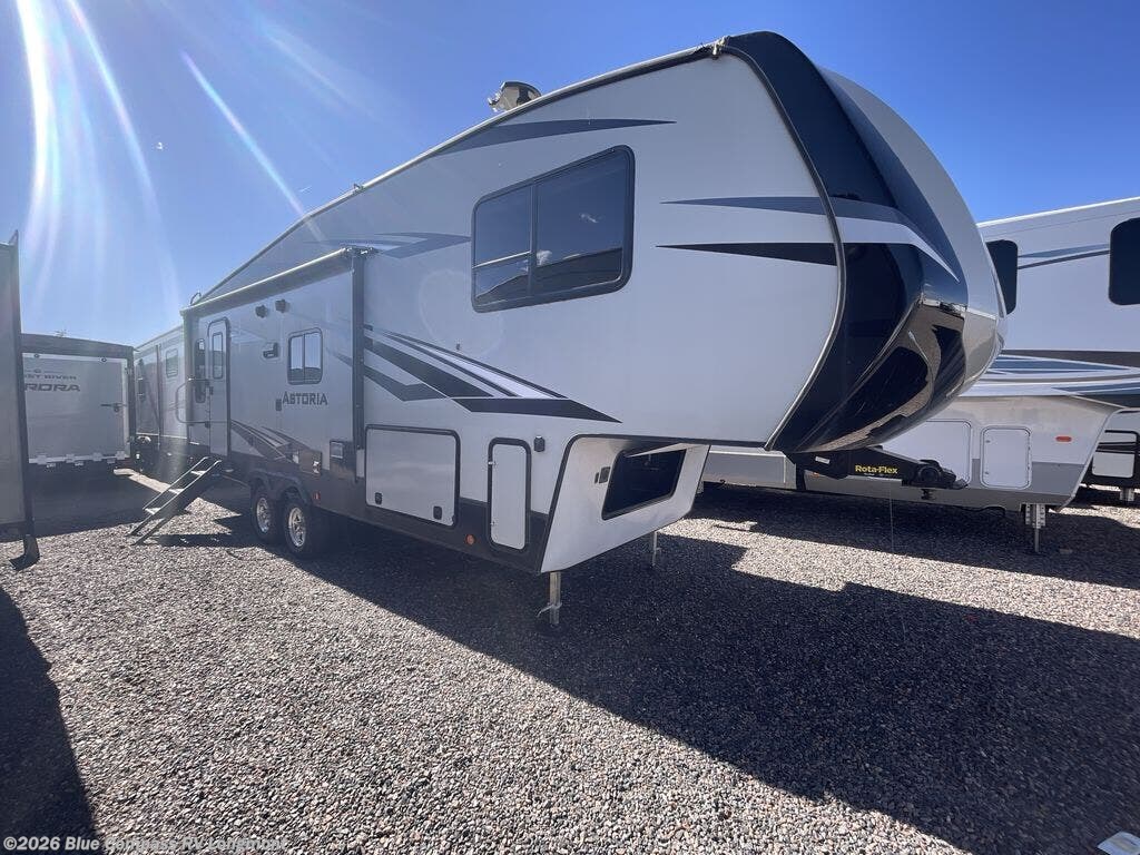 2019 Astoria 2513RLF by Dutchmen from Blue Compass RV Longmont in Longmont, Colorado