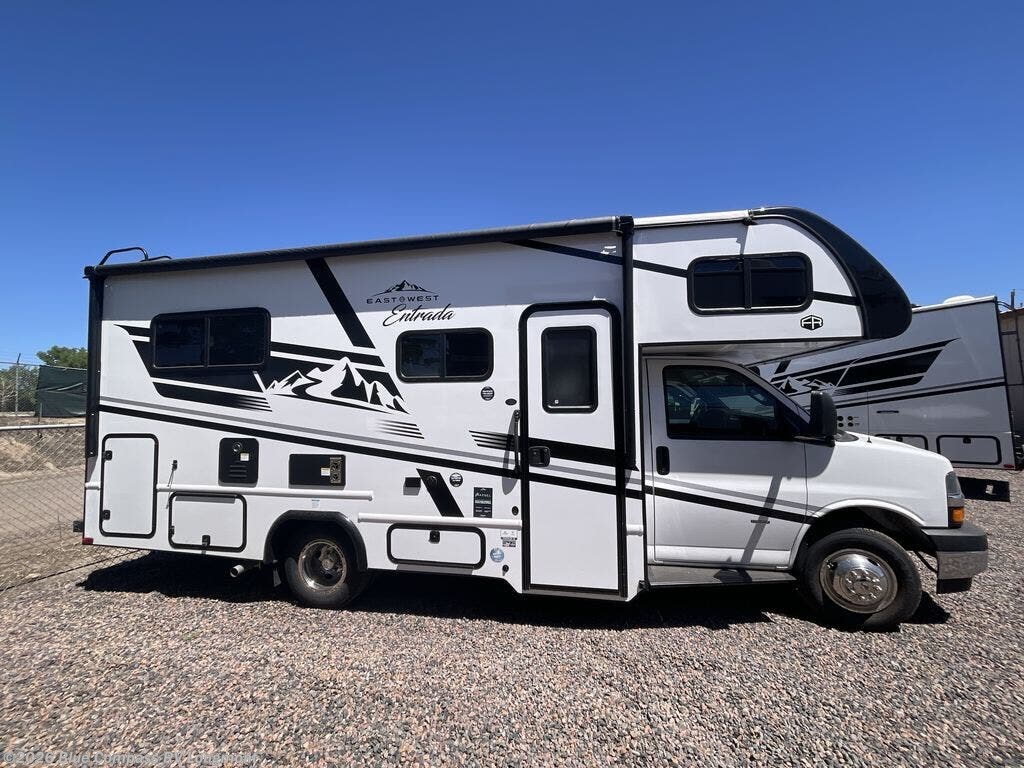 2027 East to West Entrada 210NSC - New Class C For Sale by Blue Compass RV Longmont in Longmont, Colorado