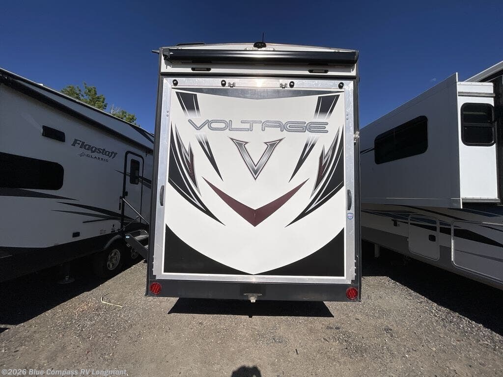 Used 2018 Dutchmen Voltage EPIC 3970 available in Longmont, Colorado