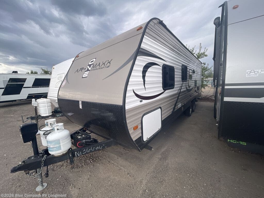 Used 2017 Starcraft Launch Ultra Lite 26BHS available in Longmont, Colorado
