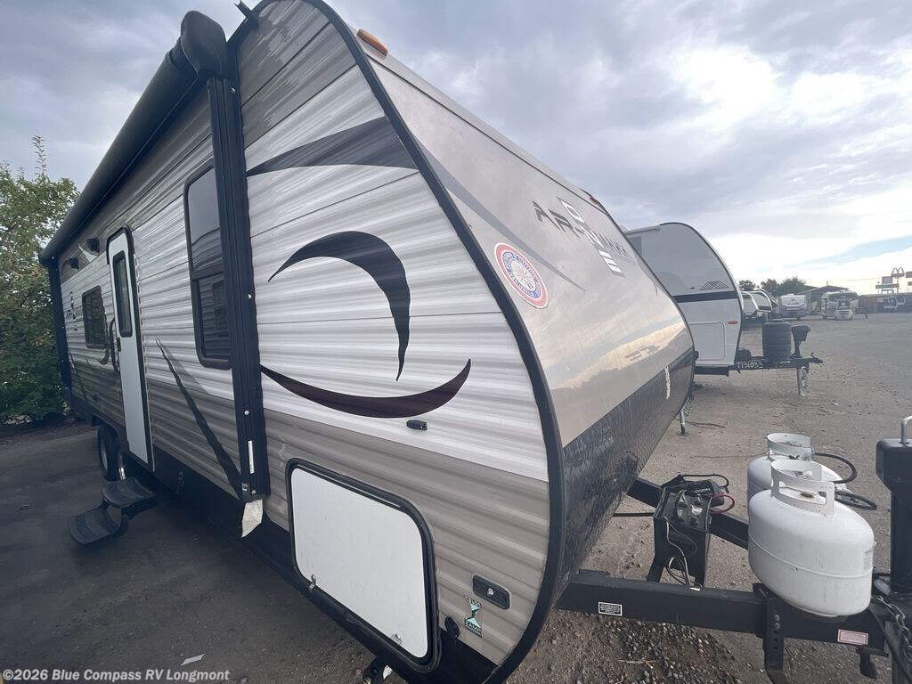 2017 Launch Ultra Lite 26BHS by Starcraft from Blue Compass RV Longmont in Longmont, Colorado