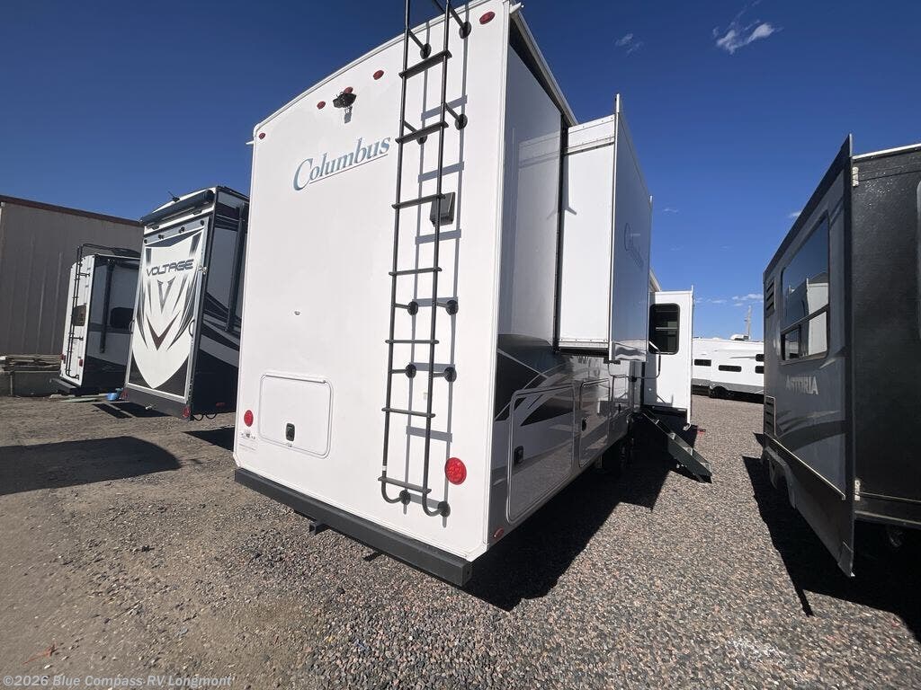 Used 2022 Palomino Columbus 388FK available in Longmont, Colorado