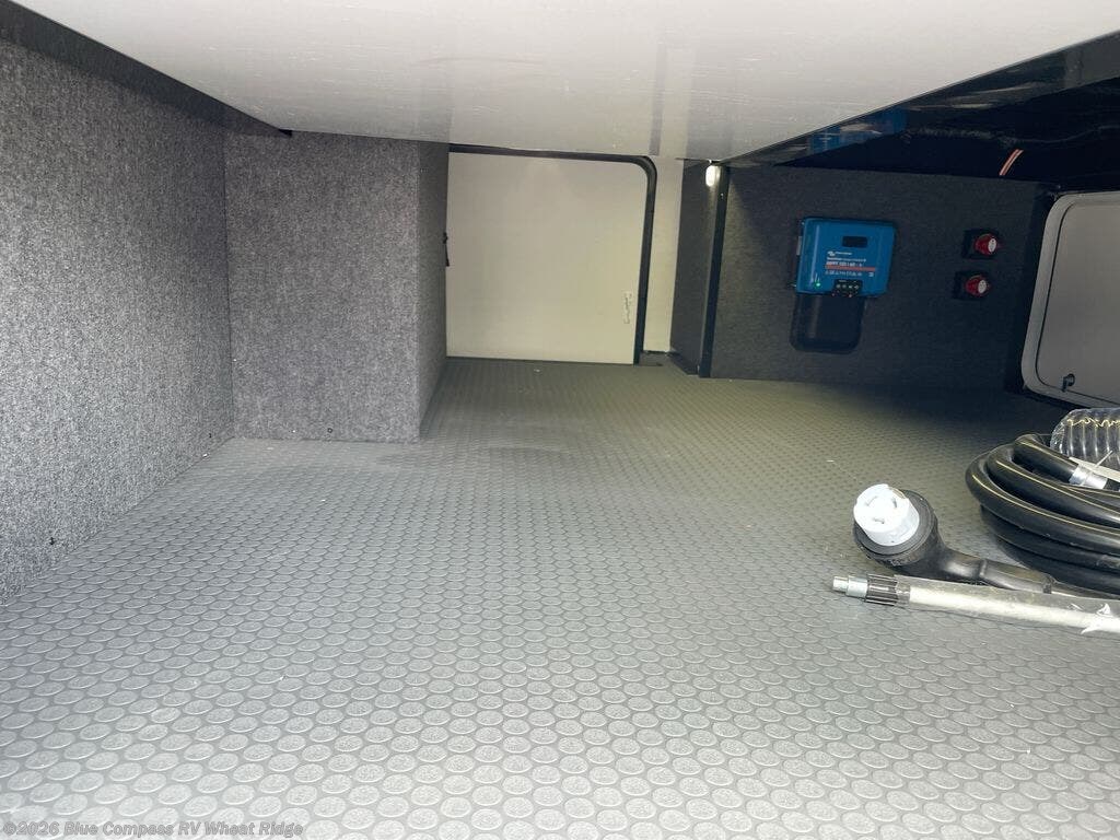 2025 Valor 40V13 by Alliance RV from Blue Compass RV Wheat Ridge in Wheat Ridge, Colorado