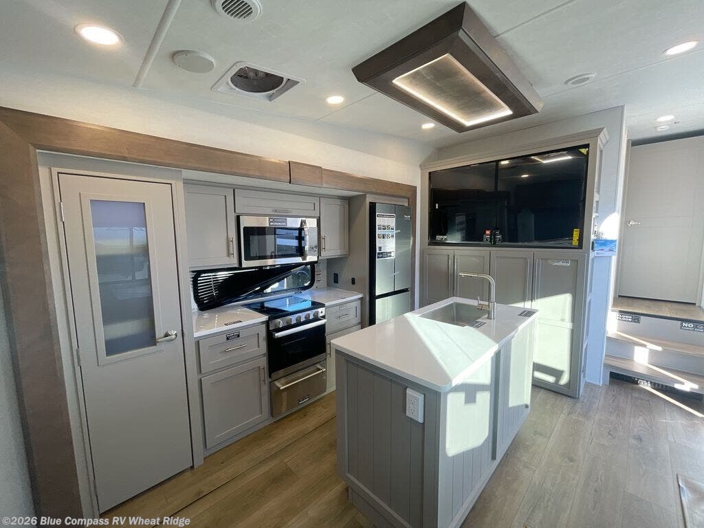 New 2026 Alliance RV Avenue All-Access 25RL available in Wheat Ridge, Colorado