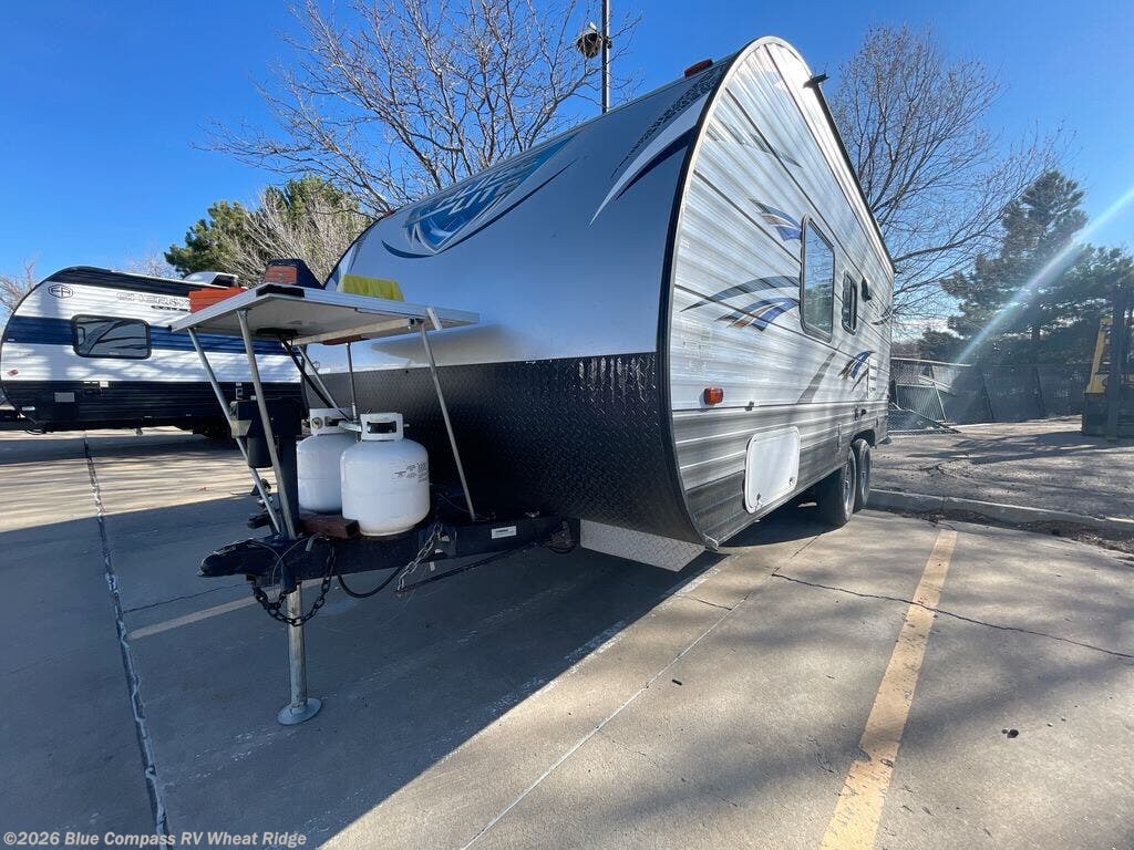 2019 Salem Cruise Lite 22F by Forest River from Blue Compass RV Wheat Ridge in Wheat Ridge, Colorado