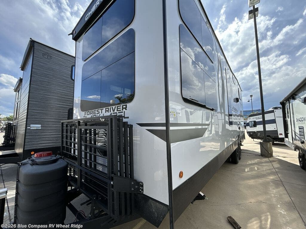 2026 Cherokee Timberwolf Black Label 27MDKBL by Forest River from Blue Compass RV Wheat Ridge in Wheat Ridge, Colorado