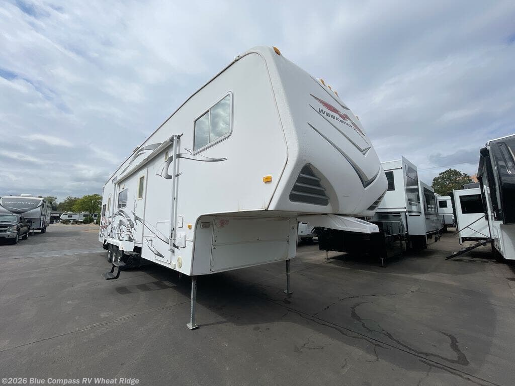 2009 Weekend Warrior Weekend Warrior 3805RKD - Used Toy Hauler For Sale by Blue Compass RV Wheat Ridge in Wheat Ridge, Colorado