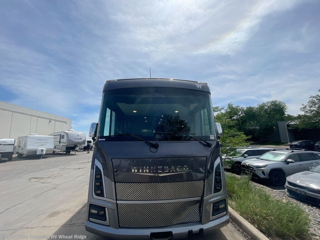 2025 Sunstar 29V by Winnebago from Blue Compass RV Wheat Ridge in Wheat Ridge, Colorado