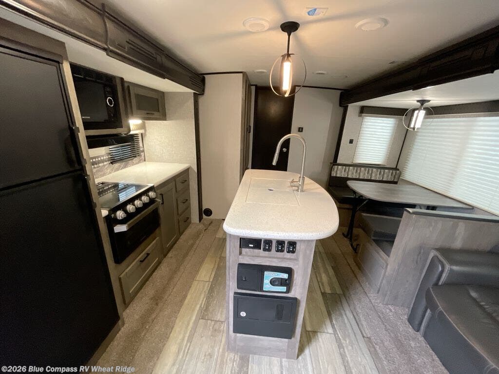2020 North Trail 27RBDS by Heartland from Blue Compass RV Wheat Ridge in Wheat Ridge, Colorado