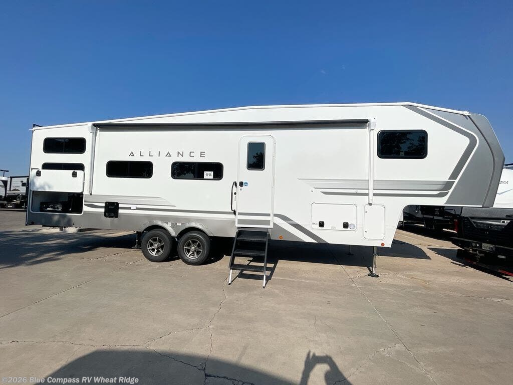 2027 Avenue All-Access 29BH by Alliance RV from Blue Compass RV Wheat Ridge in Wheat Ridge, Colorado