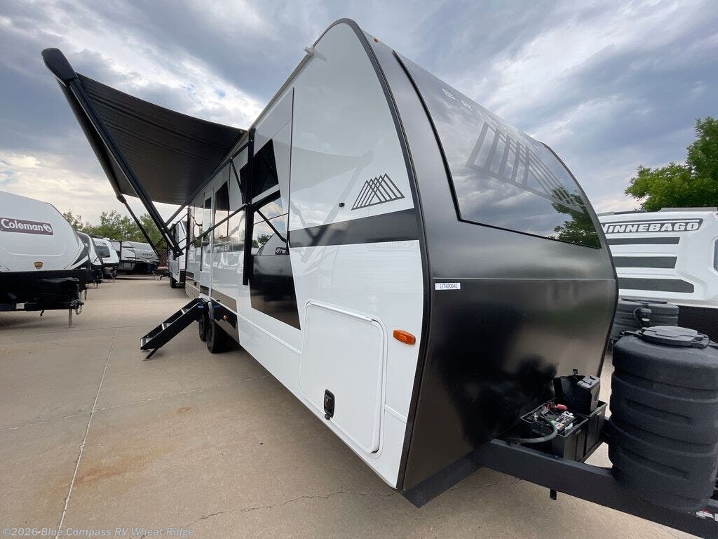 2025 Model I 275 by Brinkley RV from Blue Compass RV Wheat Ridge in Wheat Ridge, Colorado