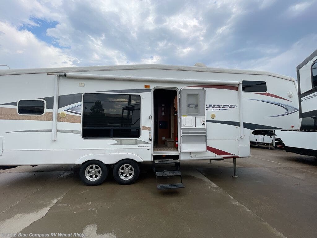 2010 Cruiser CTX 29RLX by CrossRoads from Blue Compass RV Wheat Ridge in Wheat Ridge, Colorado