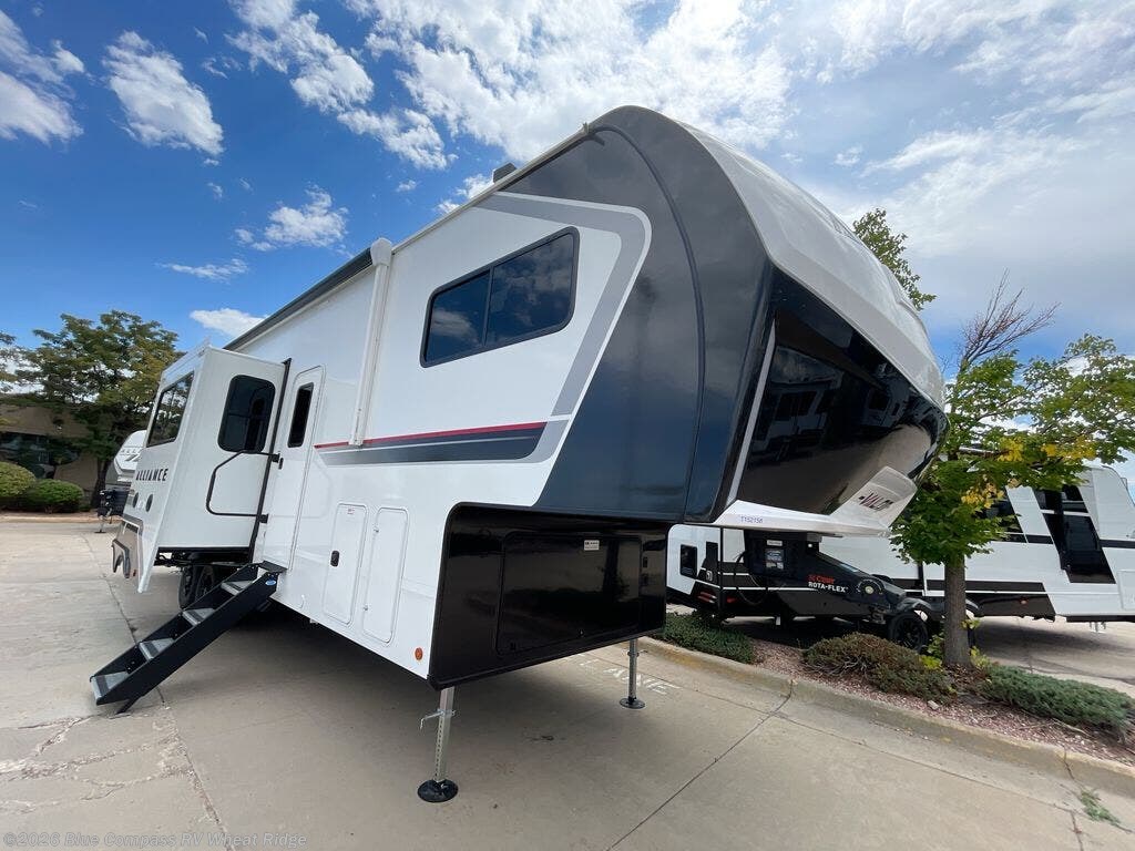 2027 Valor All-Access 32A10 by Alliance RV from Blue Compass RV Wheat Ridge in Wheat Ridge, Colorado