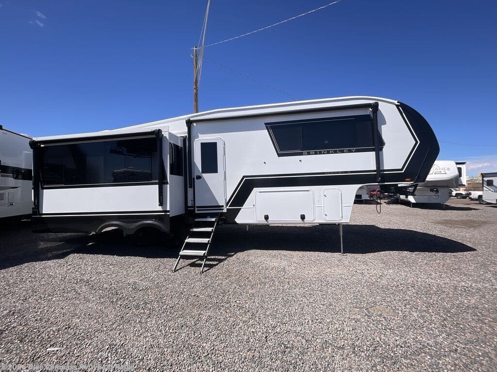 2026 Model Z 3100 by Brinkley RV from Blue Compass RV Wheat Ridge in Wheat Ridge, Colorado
