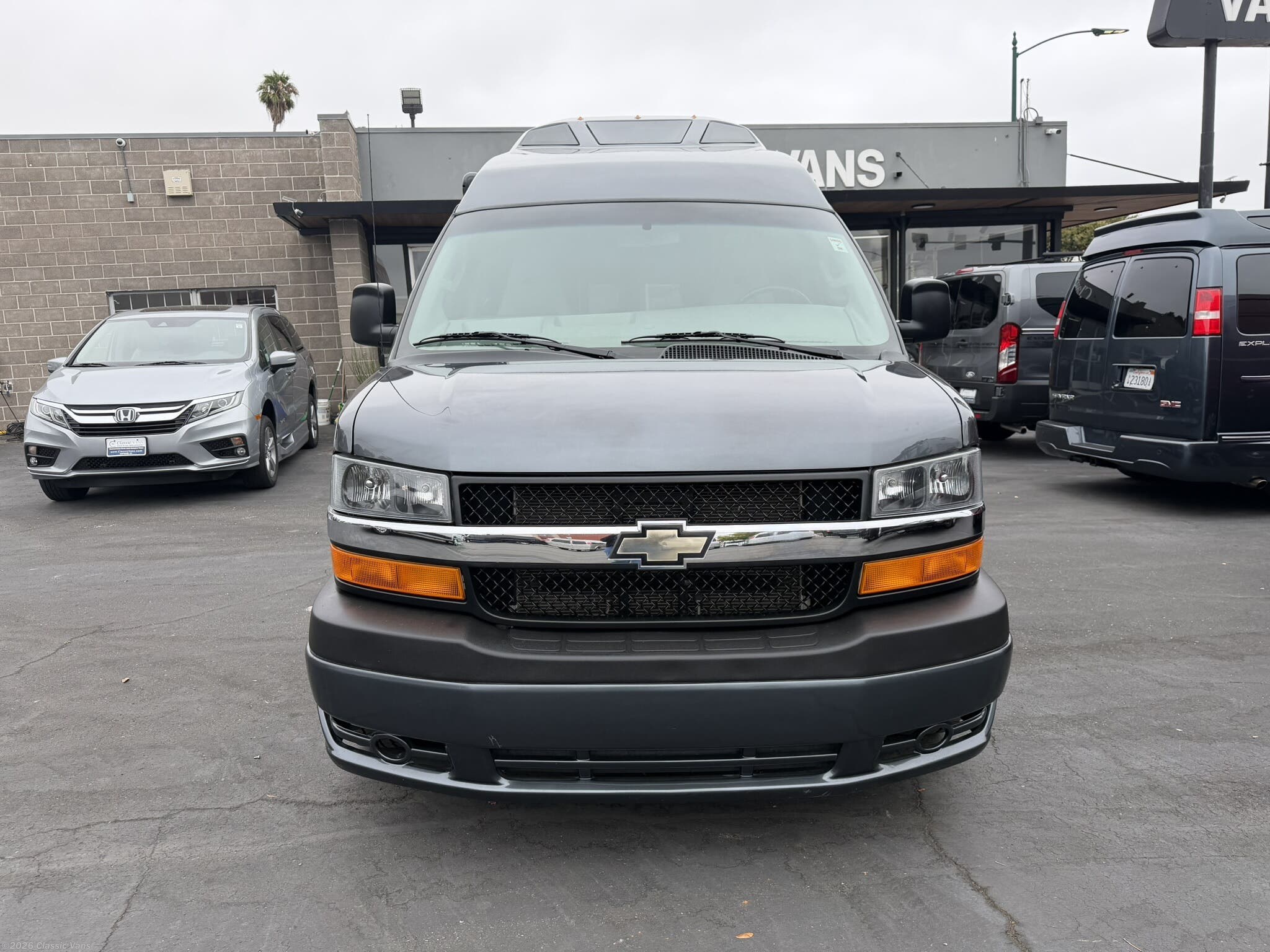 2016 Roadtrek 190 Popular - Used Class B For Sale by Classic Vans in Hayward, California