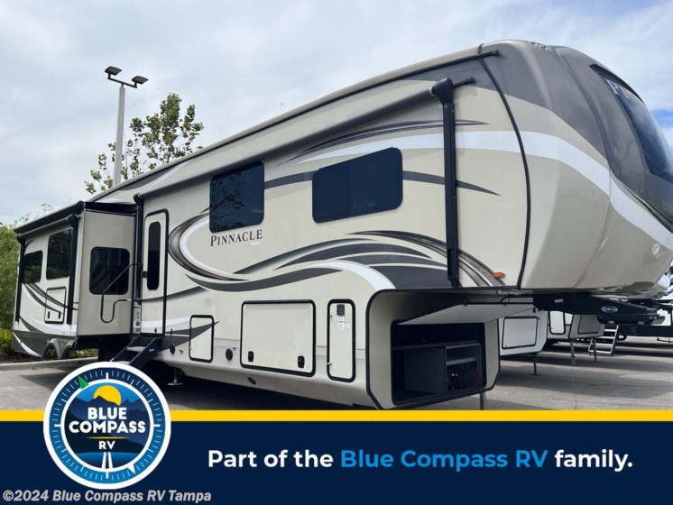 Used 2018 Jayco Pinnacle 38rlws available in Dover, Florida