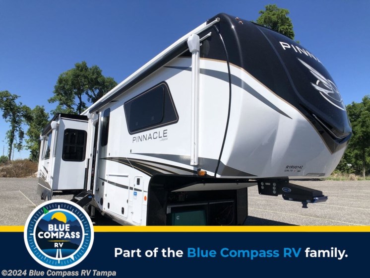 New 2024 Jayco Pinnacle 32RLTS available in Dover, Florida