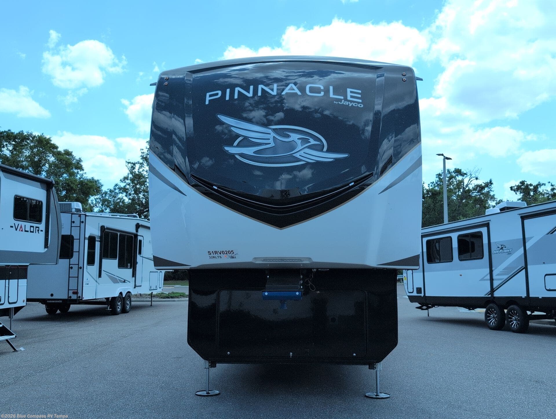 New 2025 Jayco Pinnacle 32RLTS available in Dover, Florida