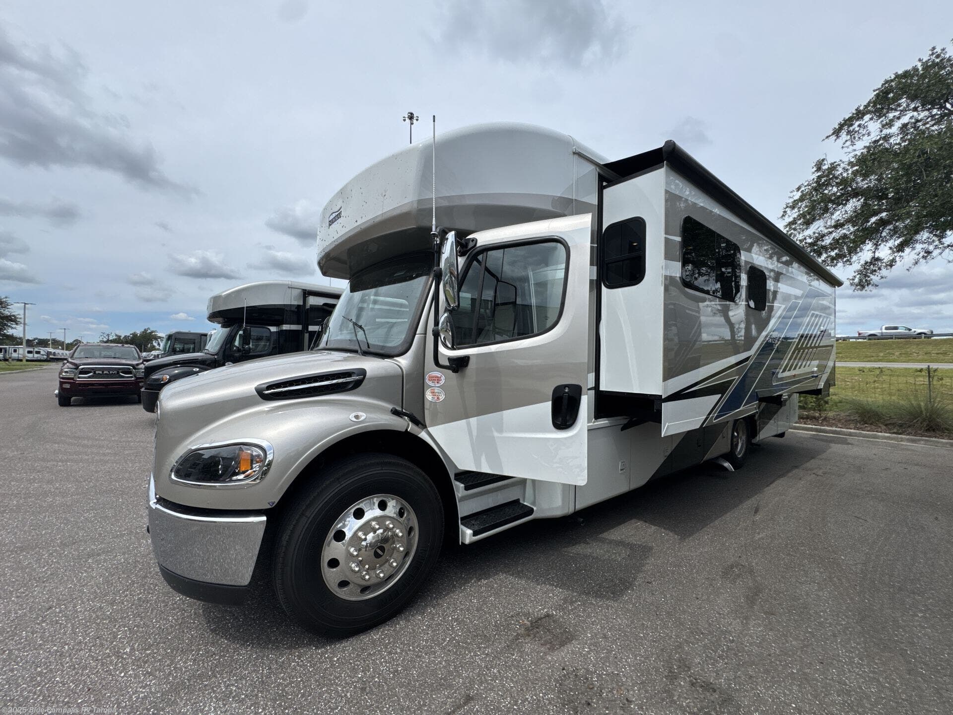 2026 Grand Star 3444 by Newmar from Blue Compass RV Tampa in Dover, Florida