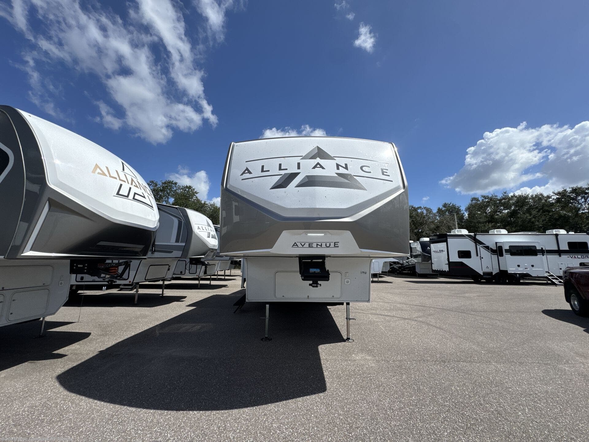 2026 Avenue All-Access 30BH by Alliance RV from Blue Compass RV Tampa in Dover, Florida