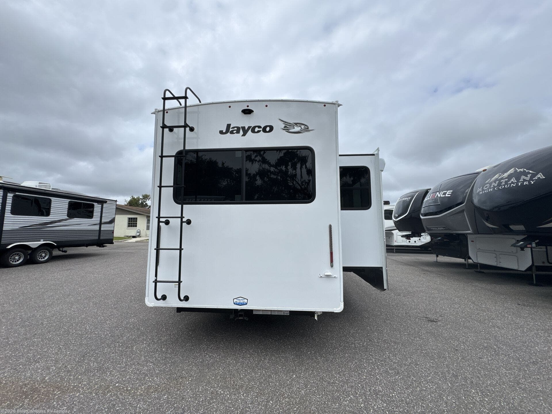 New 2026 Jayco Eagle 321RSTS available in Dover, Florida