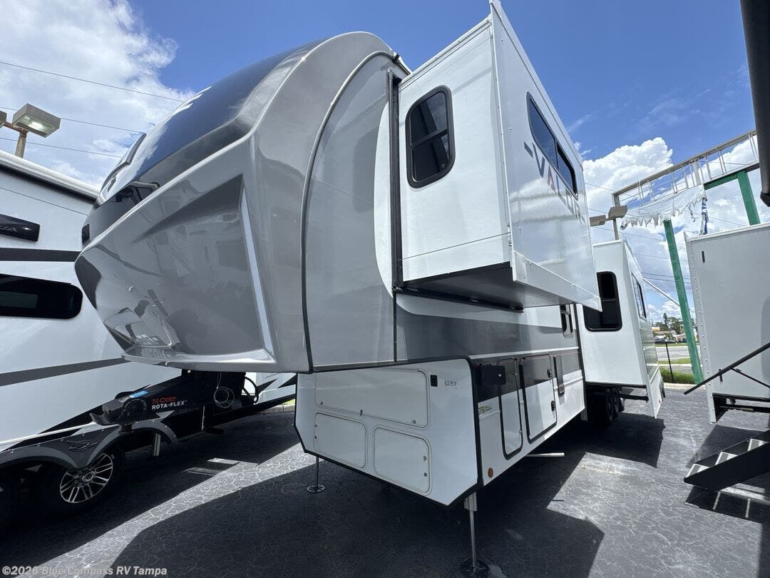 2025 Valor 40V13 by Alliance RV from Blue Compass RV Tampa in Dover, Florida