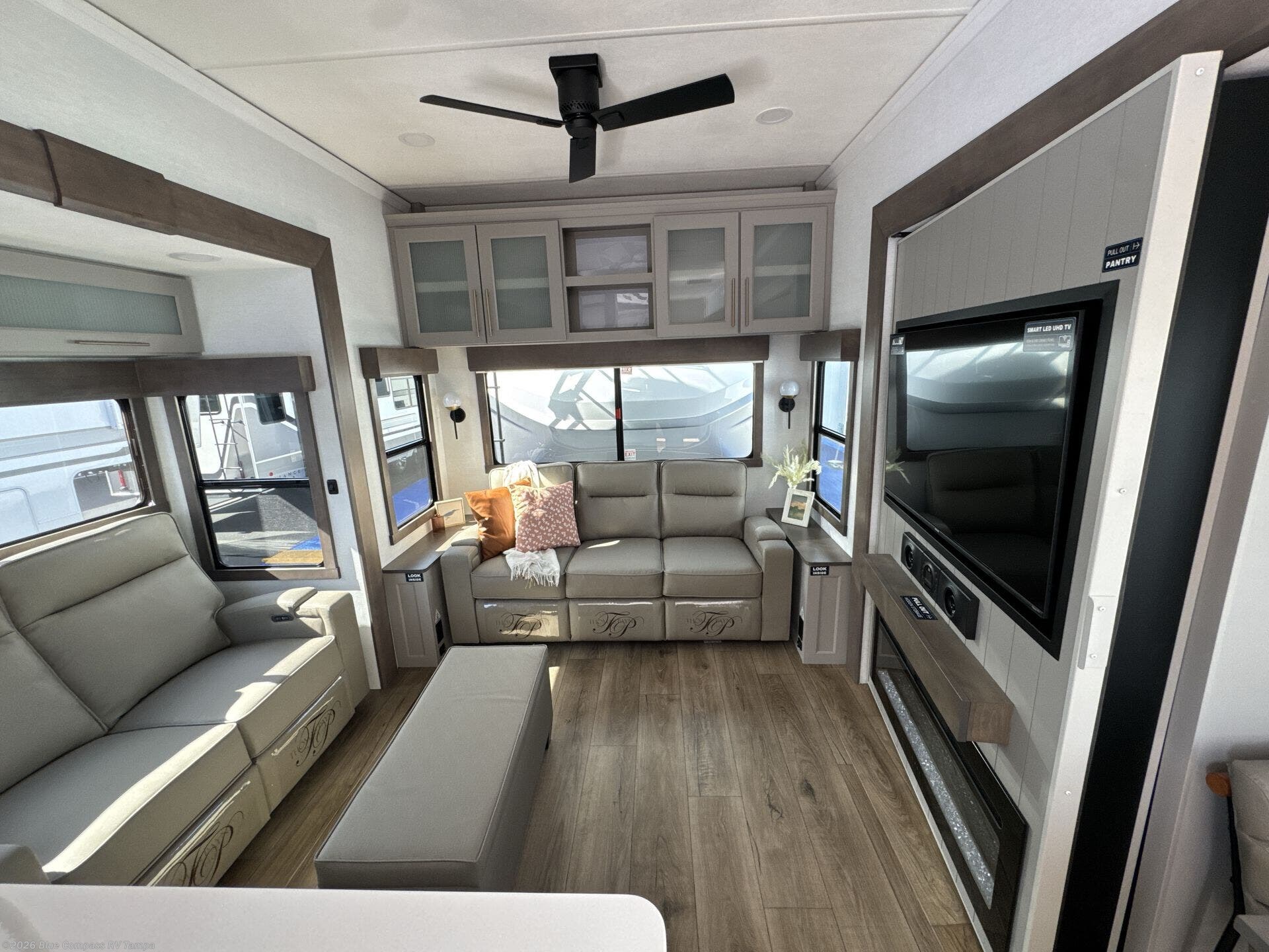 New 2026 Alliance RV Paradigm 388SP available in Dover, Florida