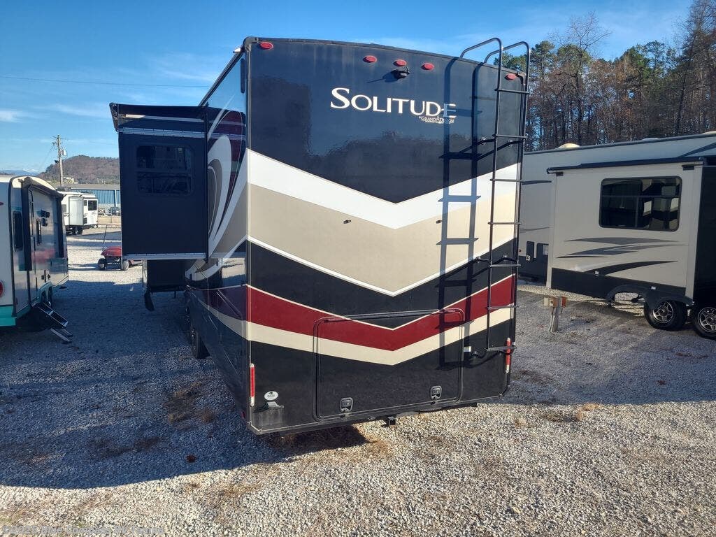 2022 Solitude 382WB R by Grand Design from Blue Compass RV Tampa in Dover, Florida