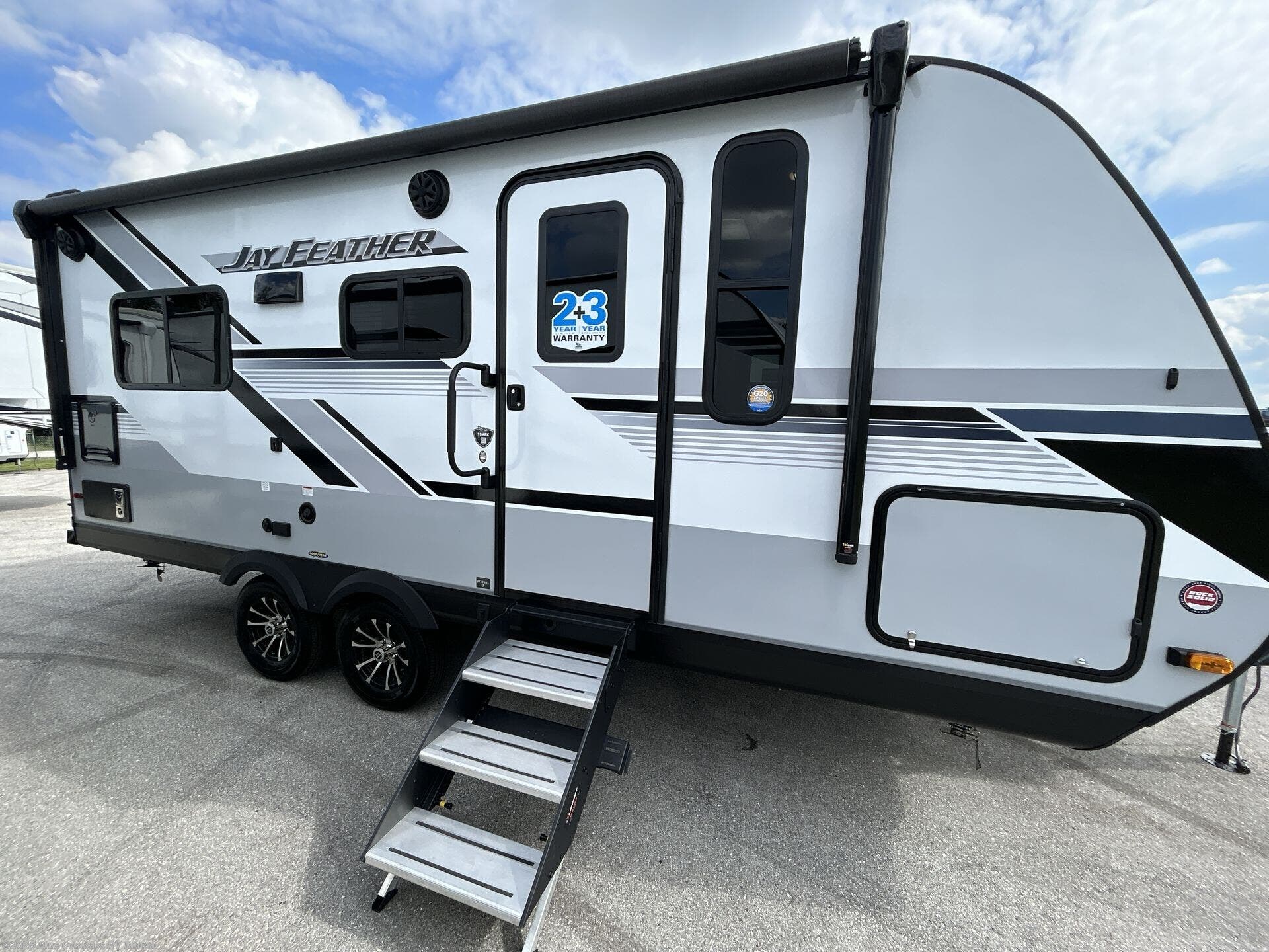 2024 Jay Feather 19MRK by Jayco from Blue Compass RV Tampa in Dover, Florida