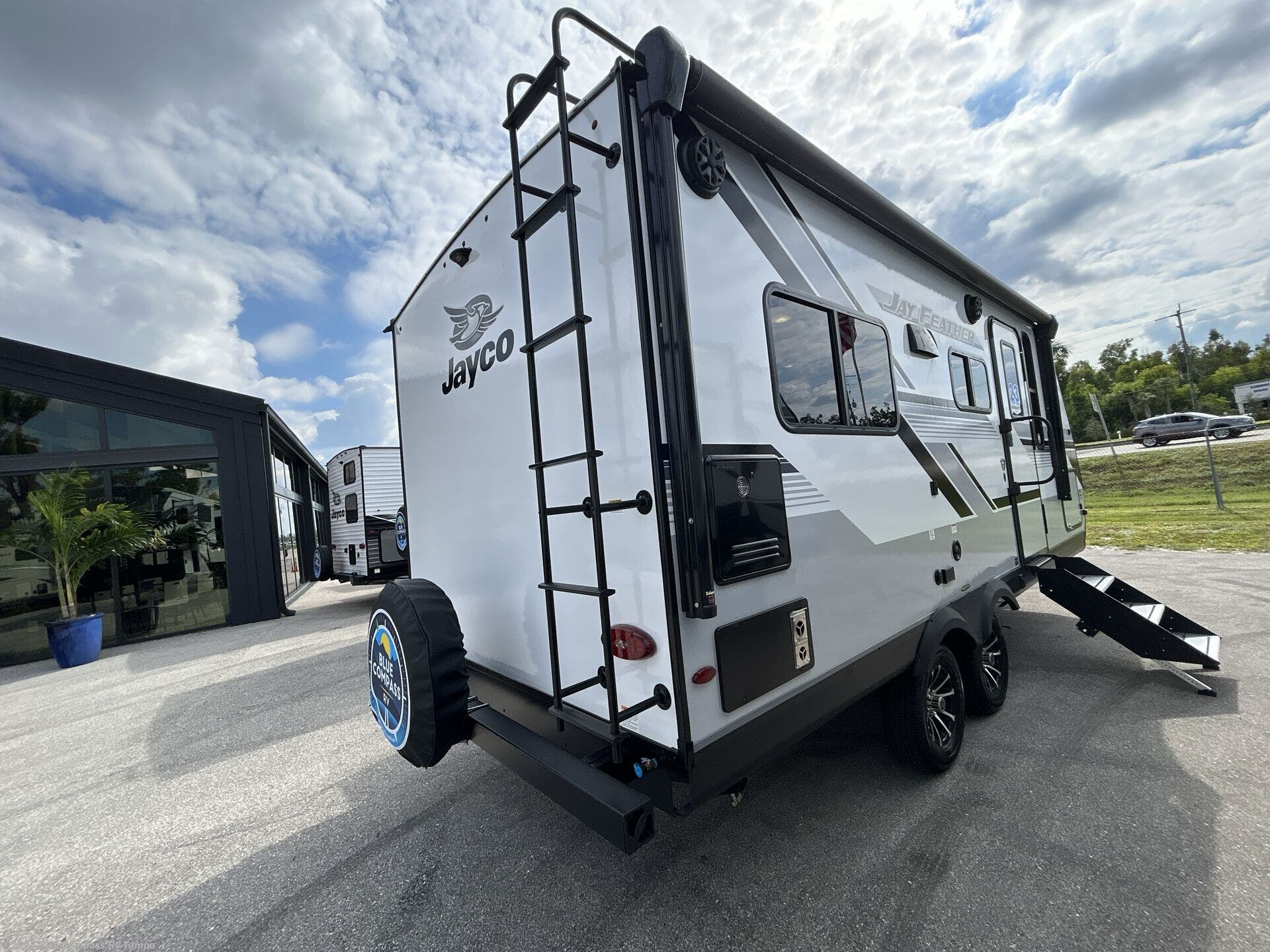 Used 2024 Jayco Jay Feather 19MRK available in Dover, Florida