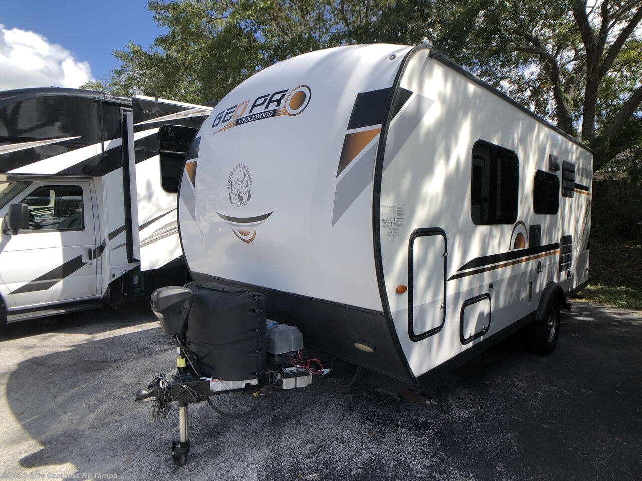 2026 Forest River Rockwood Geo Pro 19FD - New Travel Trailer For Sale by Blue Compass RV Tampa in Dover, Florida