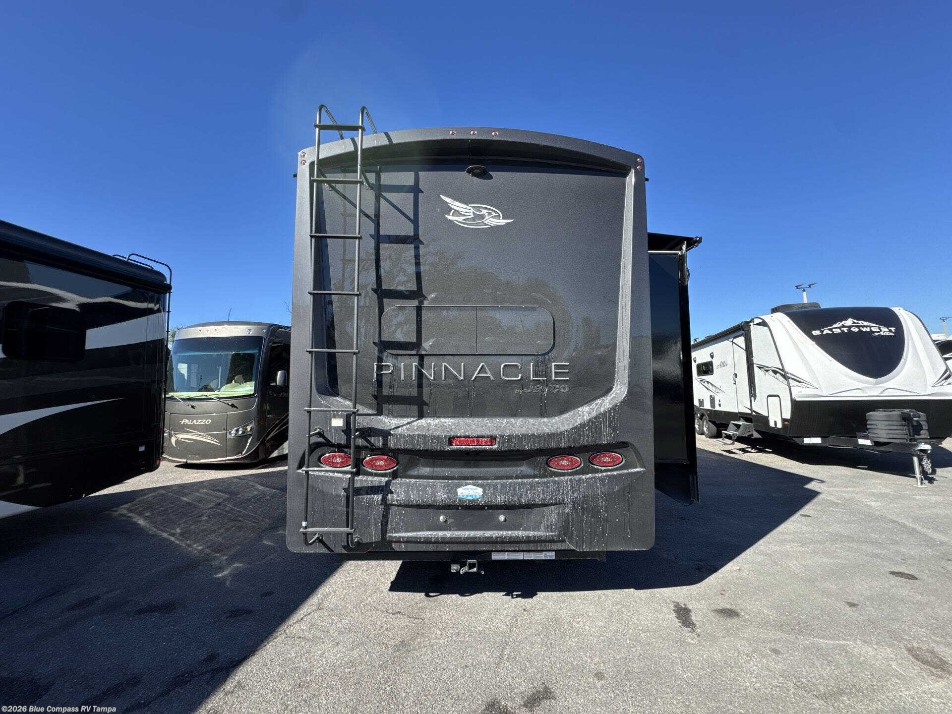 New 2026 Jayco Pinnacle 38FBRK available in Dover, Florida