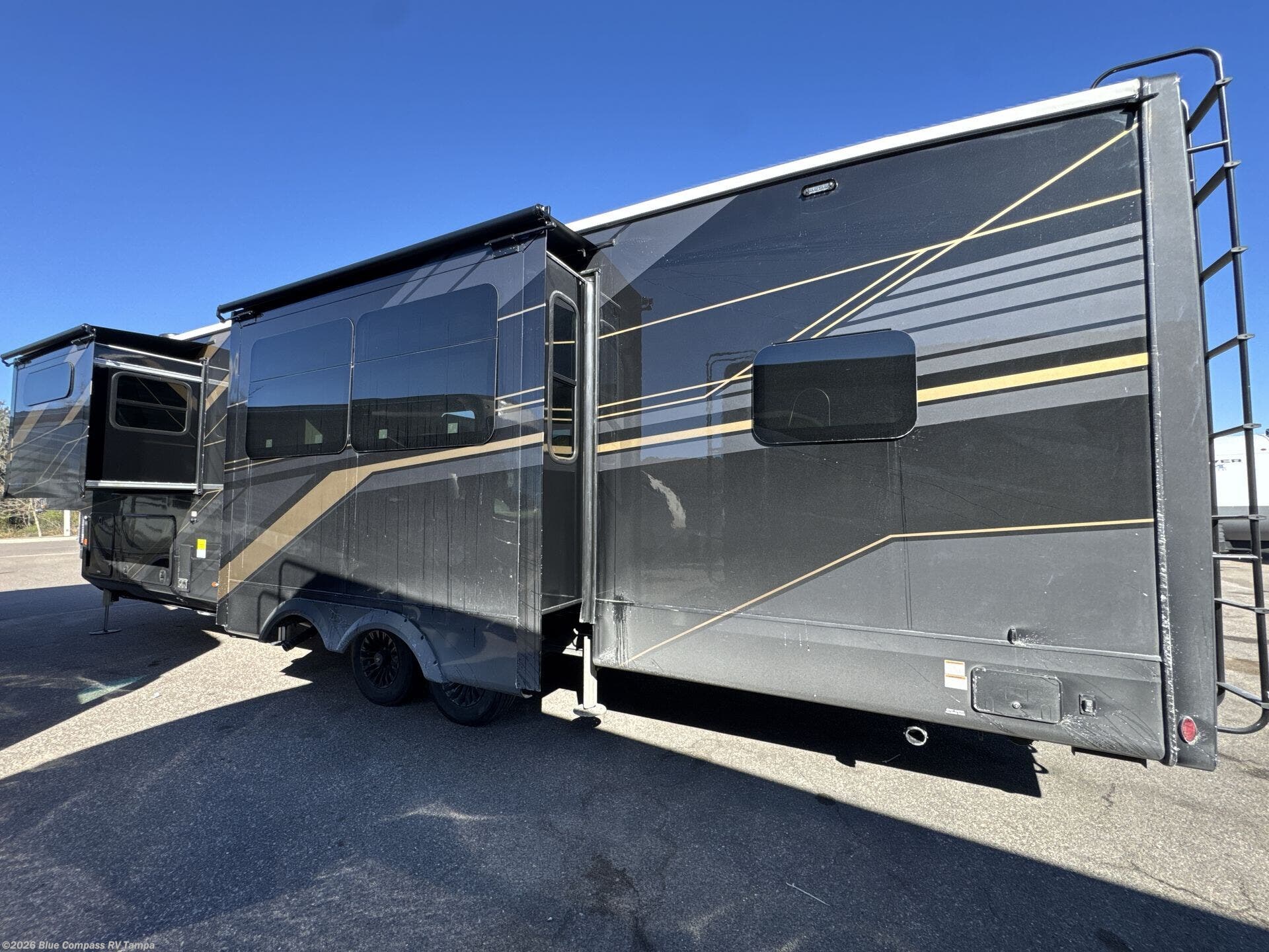 2026 Pinnacle 38FBRK by Jayco from Blue Compass RV Tampa in Dover, Florida