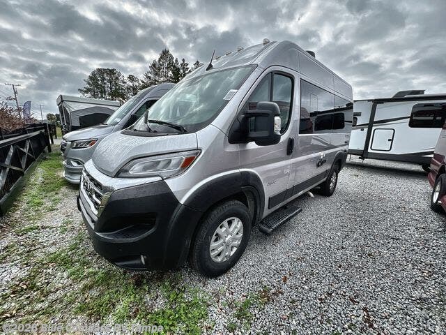 New 2025 Jayco Comet 18C available in Dover, Florida