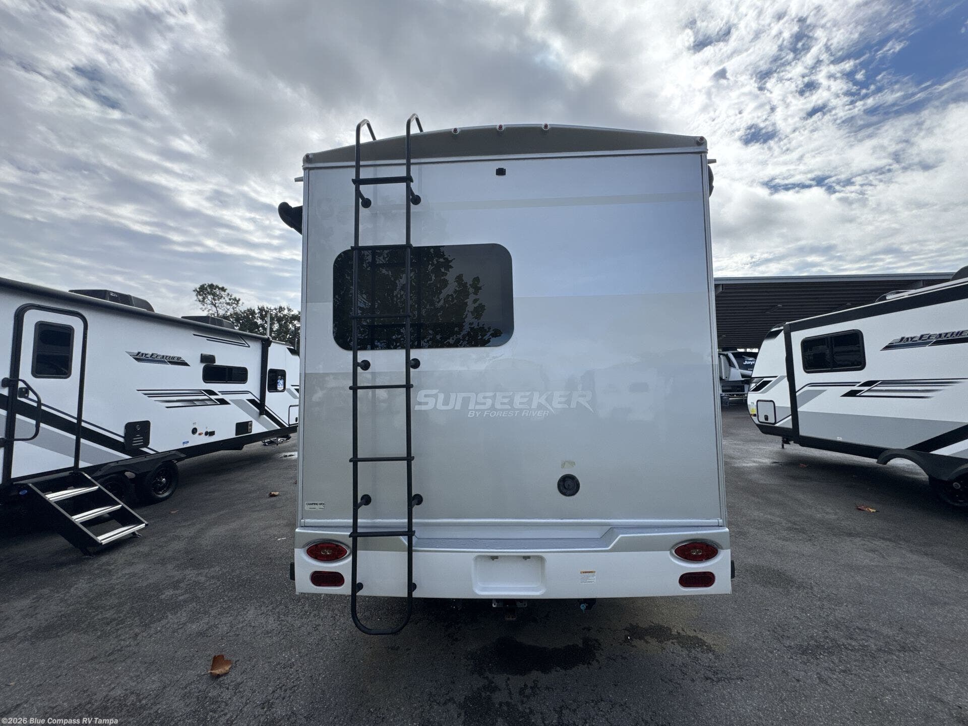 Used 2020 Forest River Sunseeker MBS 2400Q available in Dover, Florida