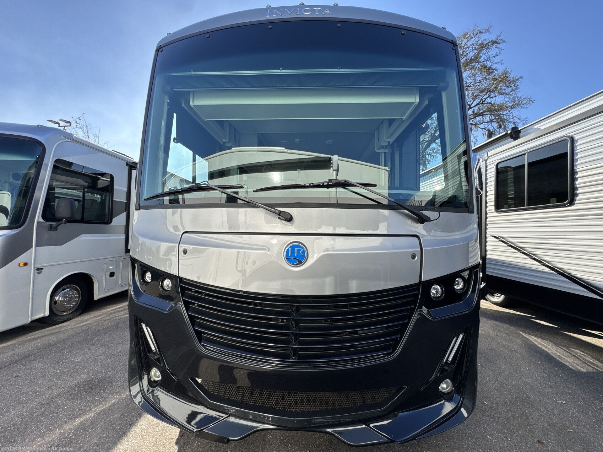 2023 Vacationer 33HB by Holiday Rambler from Blue Compass RV Tampa in Dover, Florida