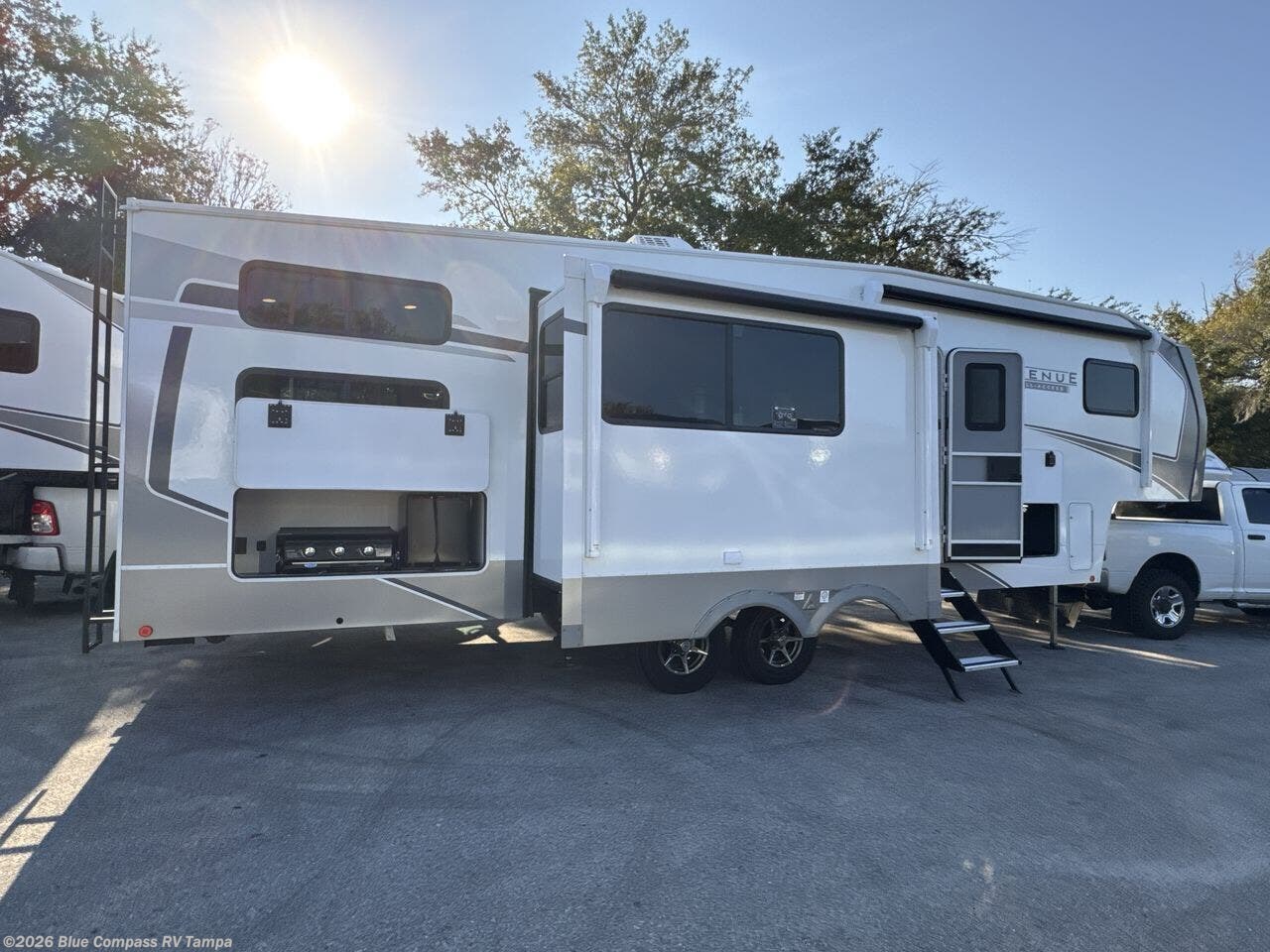 2026 Avenue All-Access 30BH by Alliance RV from Blue Compass RV Tampa in Dover, Florida