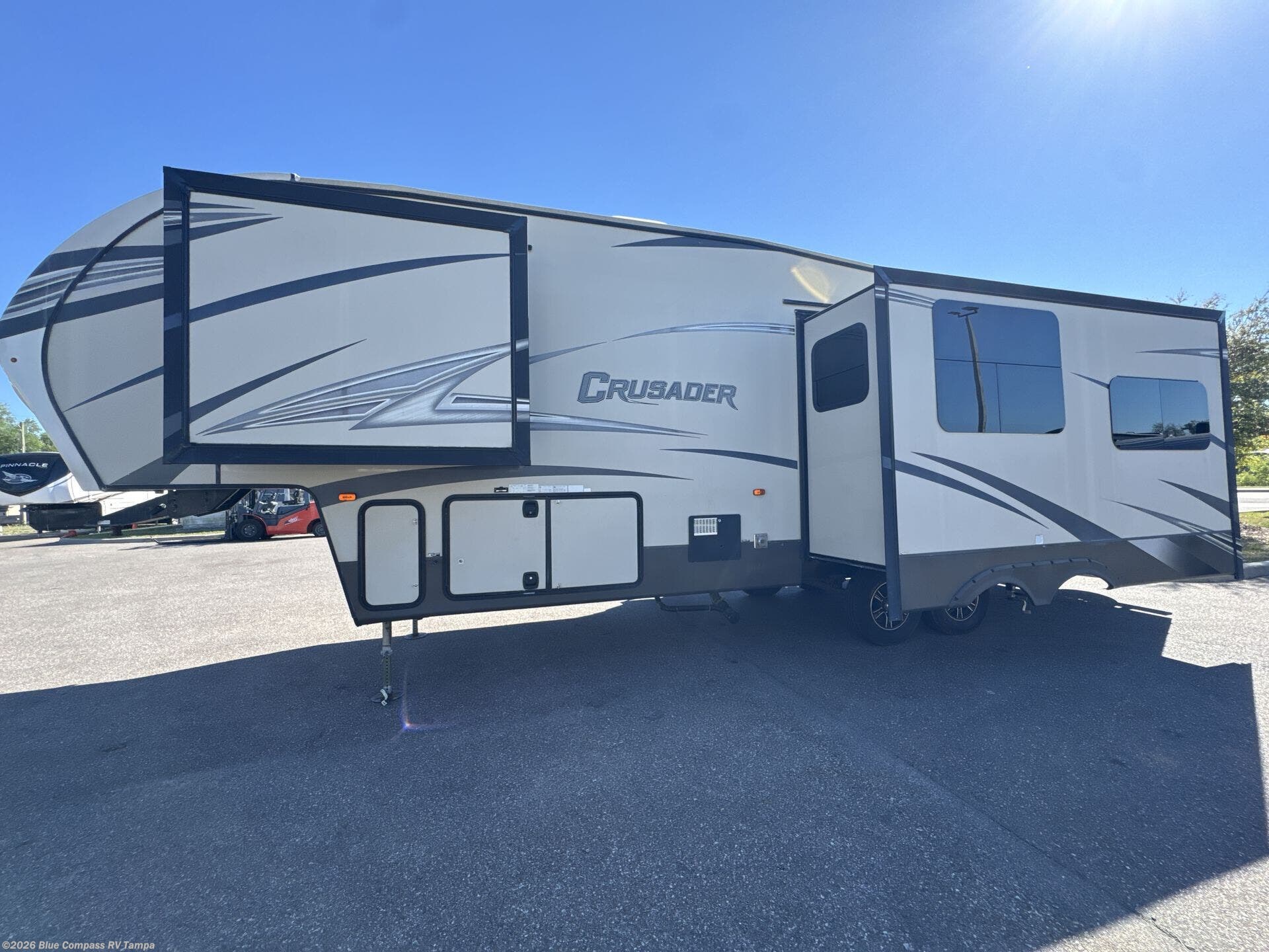 2017 Crusader 315RST by Prime Time from Blue Compass RV Tampa in Dover, Florida