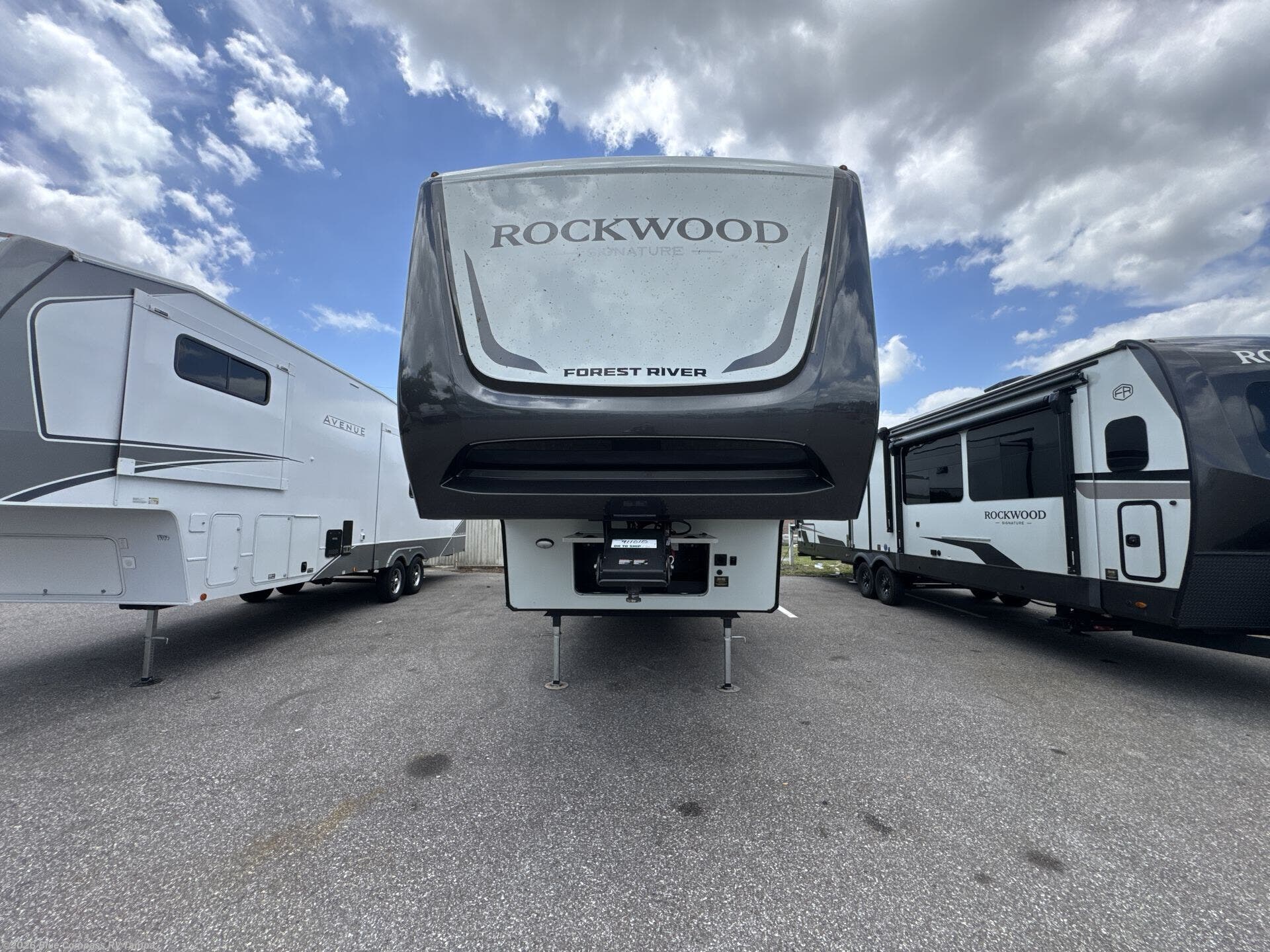 2026 Rockwood Signature 401SFB by Forest River from Blue Compass RV Tampa in Dover, Florida